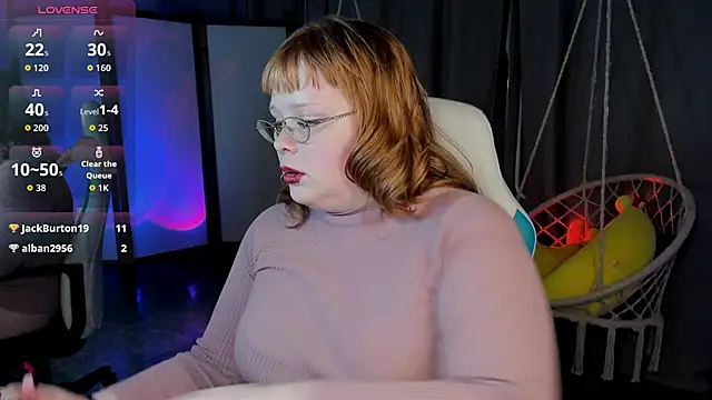 LottieReed online show from November 29, 5:06 pm