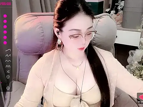 Monica-666888- online show from October 31, 6:45 pm