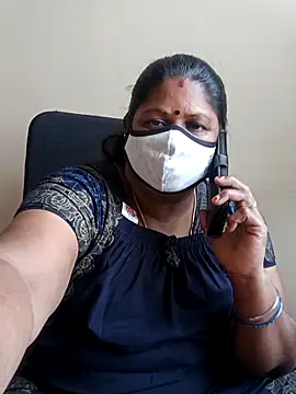 Snapshot of sreemamitha9 chatting on November 1, 6:06 am sreemamitha9 online show from November 1, 6:06 am