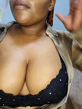 BoobySeductress online show from October 25, 10:05 pm