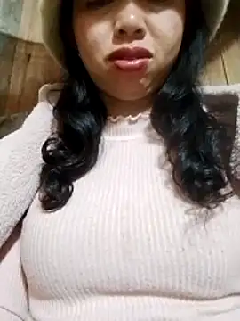 TRIEUTRIEU20 online show from February 23, 3:22 pm