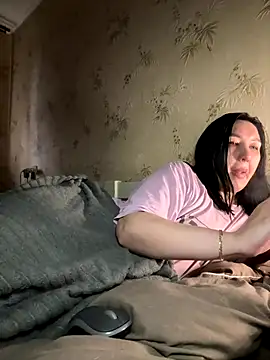 Snapshot of Naughtbaby_sexy chatting on October 25, 1:52 pm Naughtbaby sexy online show from October 25, 1:52 pm