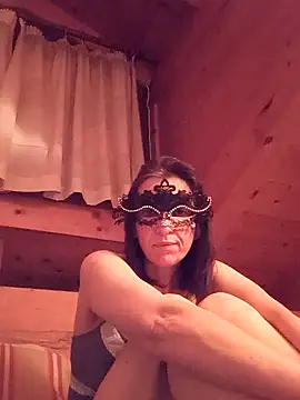 MissMonella85 online show from December 3, 6:43 pm