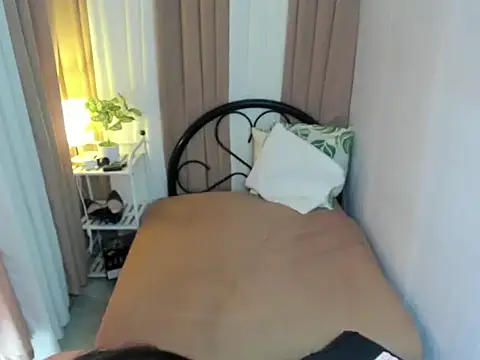 BigCockJade online show from November 15, 7:31 am