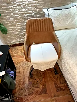 amellita-33 online show from December 5, 3:06 am