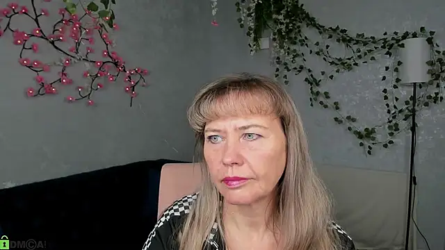 Carla Vogue online show from December 1, 10:52 am