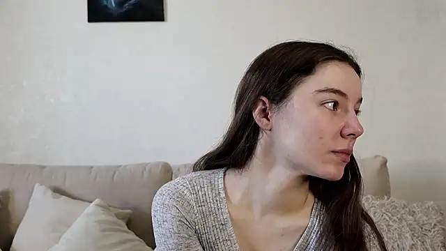 Petalwren online show from March 14, 10:27 am