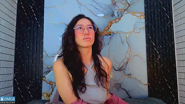 eva delight  online show from March 20, 11:37 am