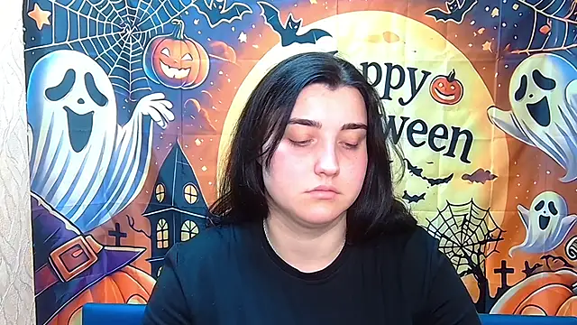 ScarletCargo online show from October 28, 6:52 am