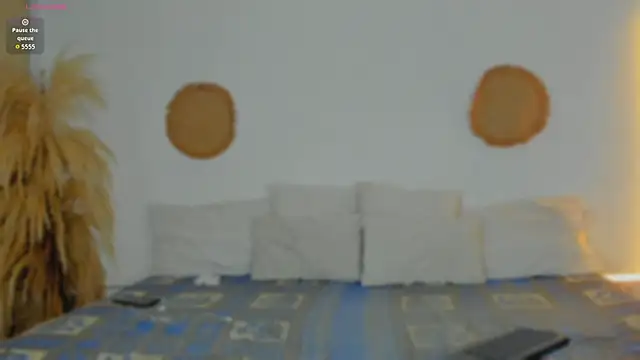 Maria Jhonees online show from November 1, 3:32 am