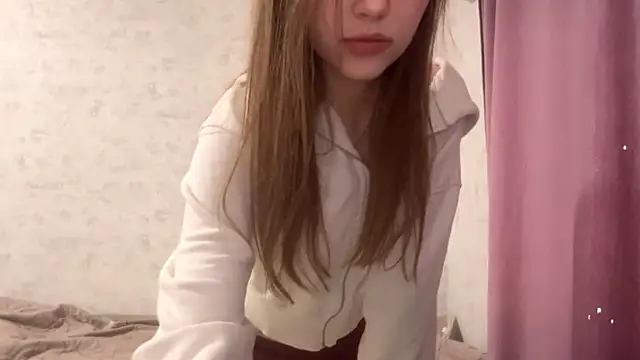 AliceStacy online show from November 7, 8:42 am