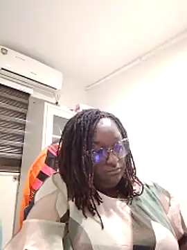 SweetestDIP online show from October 28, 3:29 pm