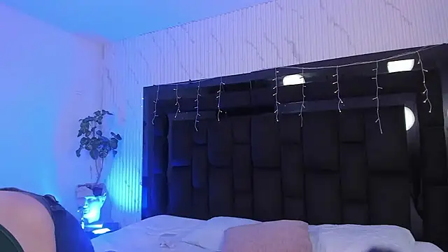 JanneBlossom  online show from February 25, 9:57 pm