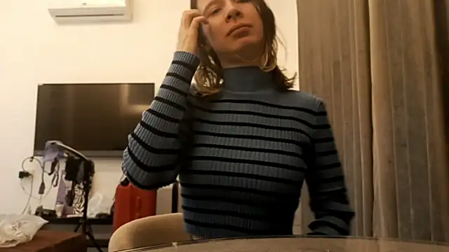 MargaretFairy online show from December 5, 6:53 pm