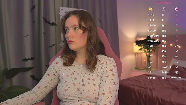 ErikaGreen online show from October 27, 12:01 pm