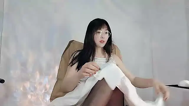 Cherry-666 online show from March 17, 2:32 pm