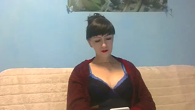 IffetLove42 online show from November 4, 5:40 pm