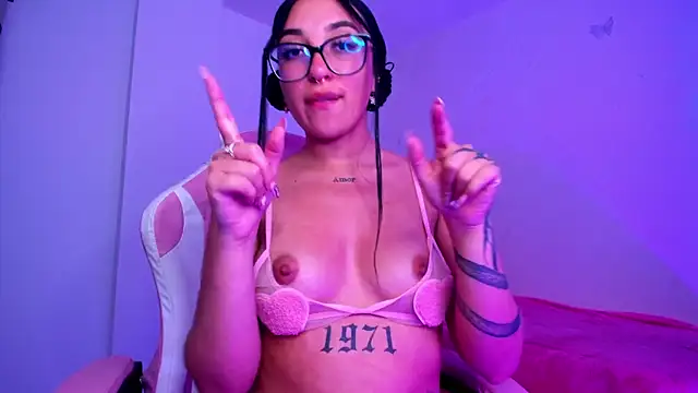 Miss madrid20 online show from October 27, 7:19 pm