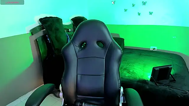 Monserrat Cute  online show from February 26, 3:27 am