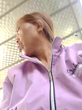 bella-la online show from January 17, 6:32 am