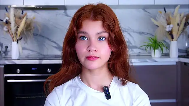 YettaCalabria online show from January 16, 12:34 pm