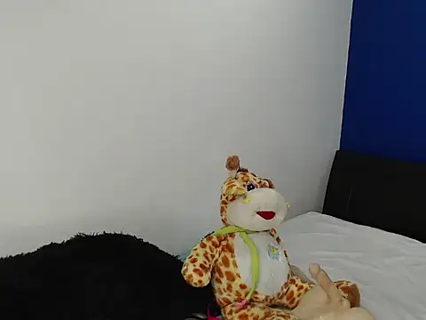 EmmilyConnor online show from January 19, 2:35 pm