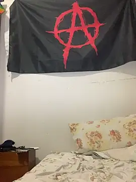 xlucifer13 online show from April 30, 2:17 am