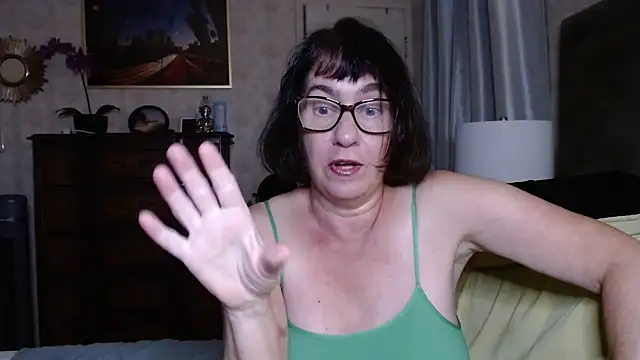BigbustedBrenda online show from November 27, 10:45 pm