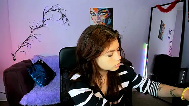 isabel wave online show from November 27, 6:49 am