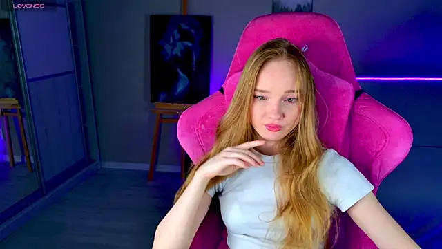 Shawty Mia online show from January 7, 7:50 pm