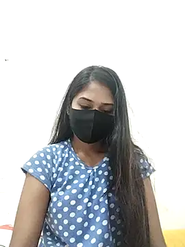 Green LaDY66 online show from November 17, 3:02 pm