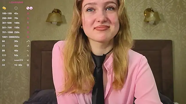 VanessaLightDiamond online show from April 5, 5:28 am