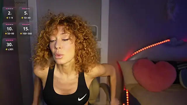 SophieTynes online show from November 21, 6:26 am