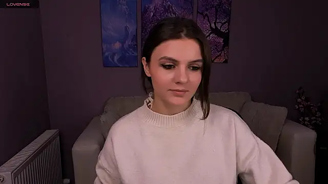 lisa dark  online show from January 19, 12:23 pm