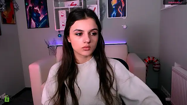 lisa dark  online show from January 11, 10:53 am