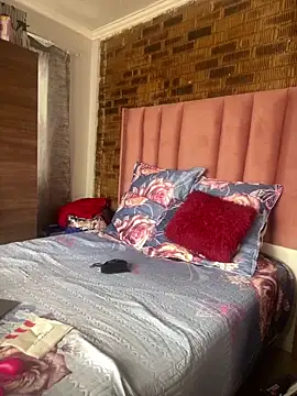 SP1CY MOMMY online show from February 22, 12:50 pm