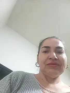 MaryRoze  online show from April 7, 1:07 am