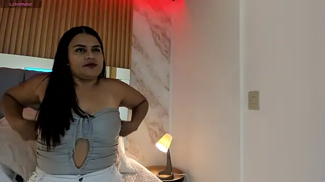 Snapshot of miia_luna_ chatting on October 31, 12:53 pm miia luna  online show from October 31, 12:53 pm