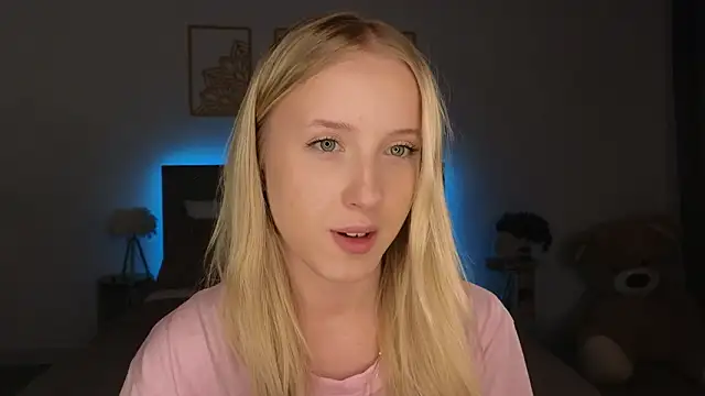 adele armass online show from March 19, 9:19 pm