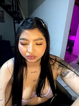 babykw online show from November 14, 1:05 am