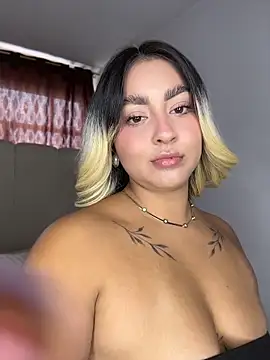 Elina Hills online show from June 17, 6:53 pm