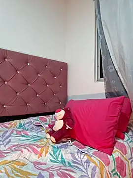 lila queen  online show from November 23, 3:31 am