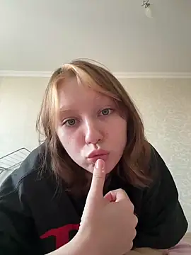 bunnyria1 online show from March 31, 1:11 pm