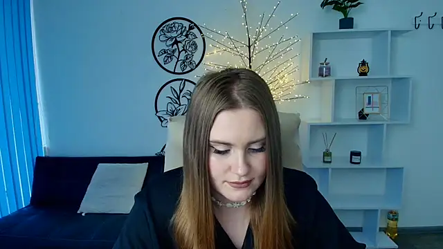 NinaSavkoo online show from November 4, 12:54 pm