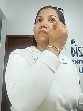 Samaraa Lee online show from January 8, 12:53 pm