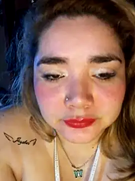 Modelocurvi online show from November 2, 10:35 pm