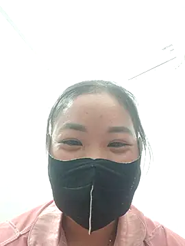 kitti-krush online show from October 31, 9:24 am