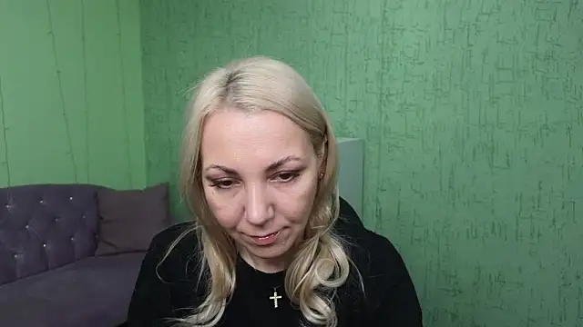 Jade Journey online show from November 3, 5:22 am