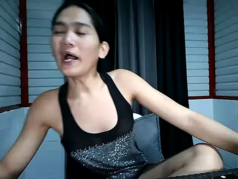 xwildflowerx online show from January 18, 11:06 am