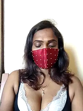 Queen-dhivya online show from February 6, 4:05 am